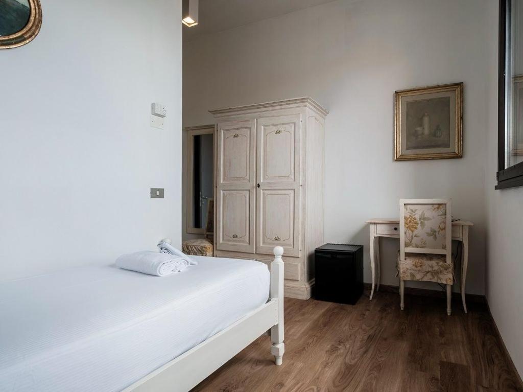 Hotel ResArt Iàcomus Bologna Esterno foto