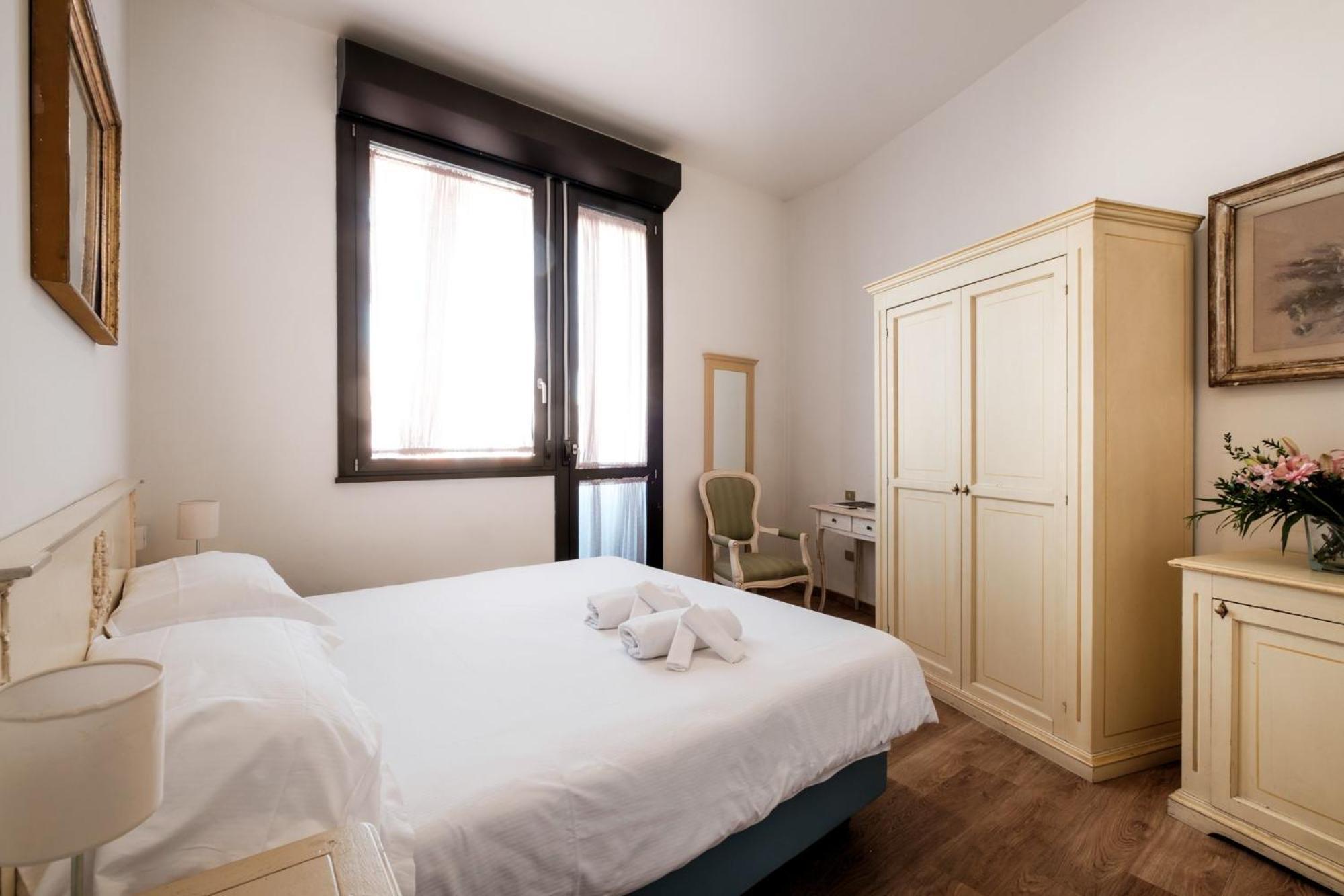 Hotel ResArt Iàcomus Bologna Esterno foto