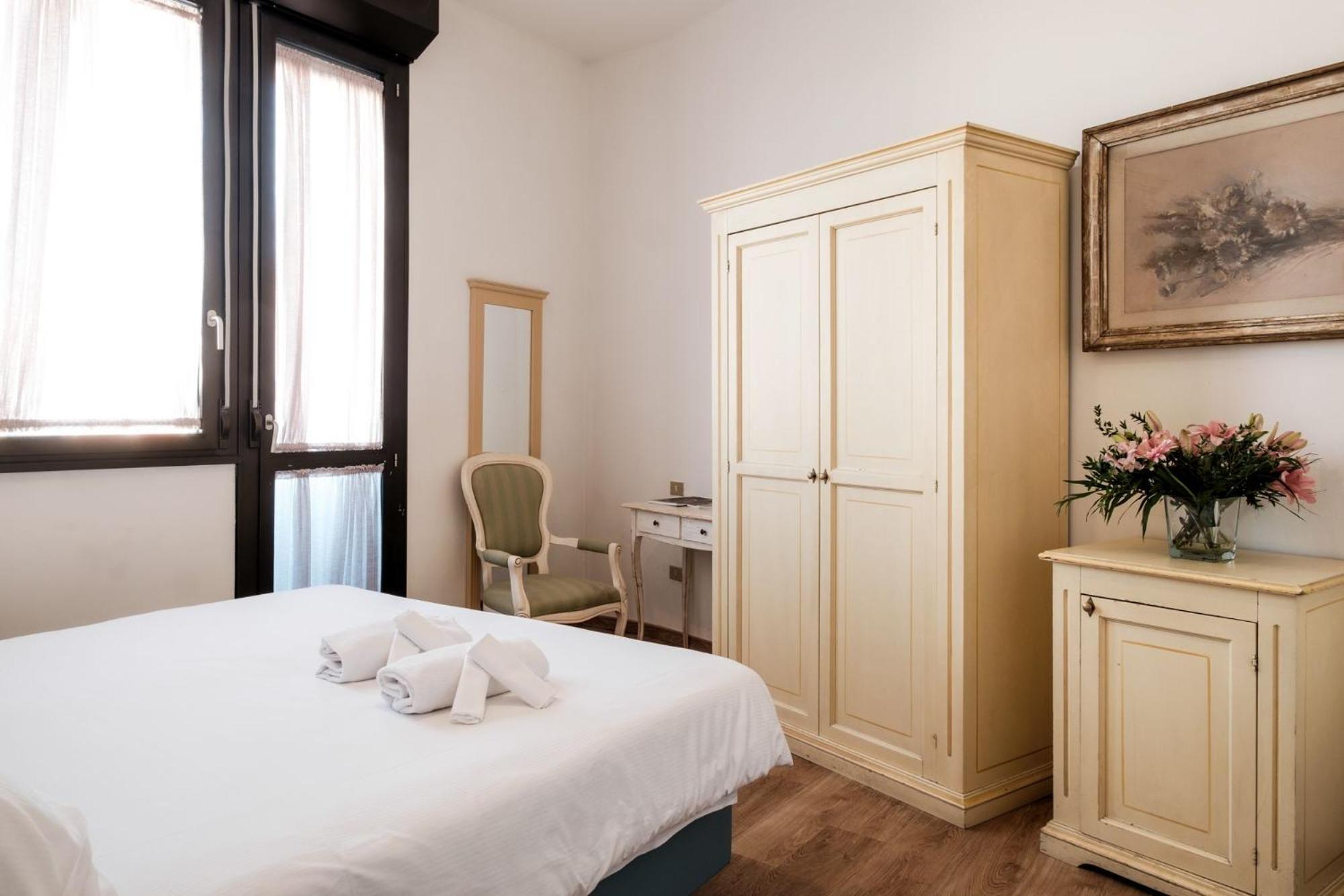 Hotel ResArt Iàcomus Bologna Esterno foto
